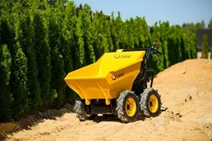 Transportery spalinowe Cedrus – niezawodne wsparcie w transporcie materiałów