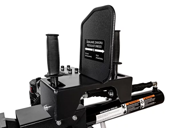 Łuparka spalinowa Cedrus CEDLS12HP-B 12 ton z silnikiem Briggs & Stratton XR950